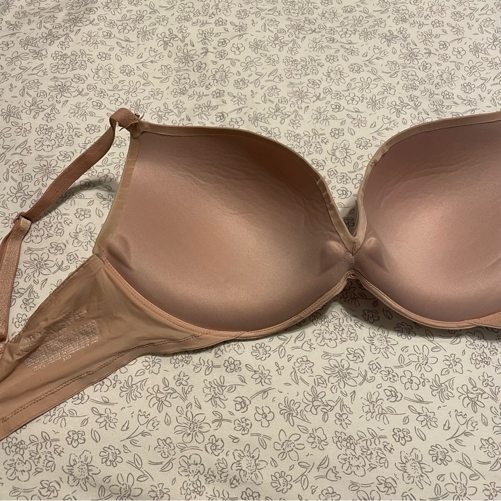 Victoria’s Secret Nude Plunge Push-up Bra 36D - Picture 3 of 4